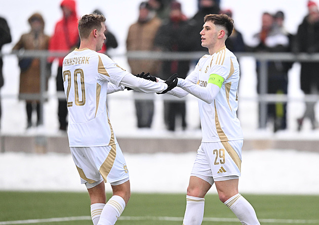 ONLINE: Slavia hraje generálku s Brann Bergen, Sparta nedala gól a podlehla