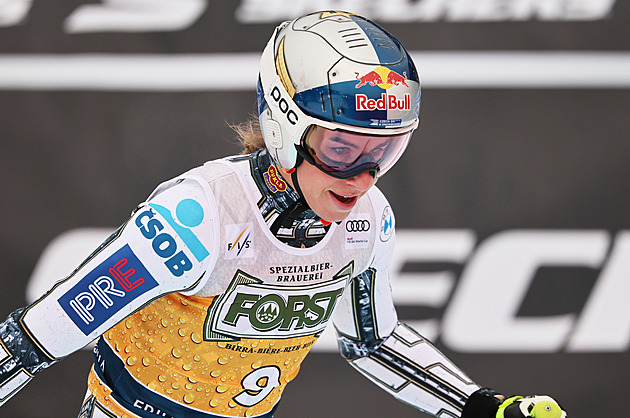 Sjezd ONLINE: Vonnová útočí na další stupně, Ledecká chybovala a je šestnáctá