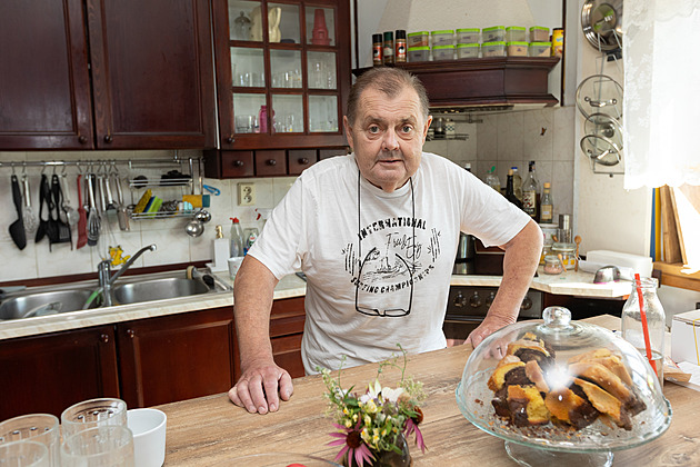 Náhle zemřel  herec a moderátor Mojmír Maděrič, bylo mu 70 let