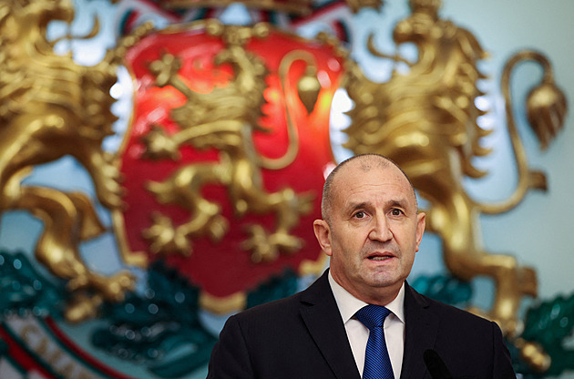 Bulharský prezident Radev podá demisi. Spekuluje se, že založí vlastní stranu