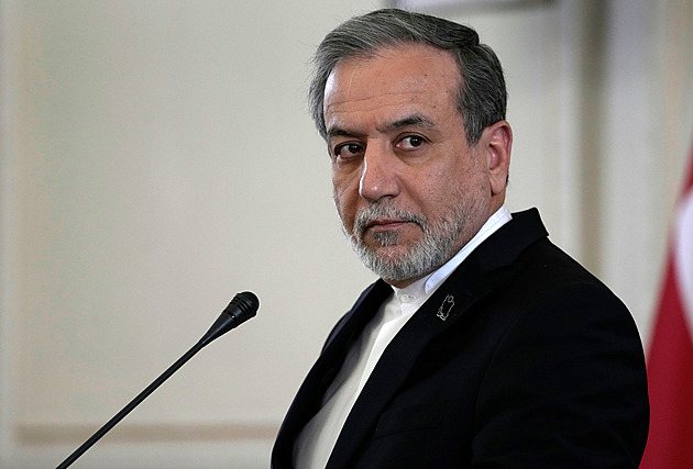 „Čekáme na ně.“ Pozemní invazi odrazíme, pro USA skončí katastrofou, varuje Írán