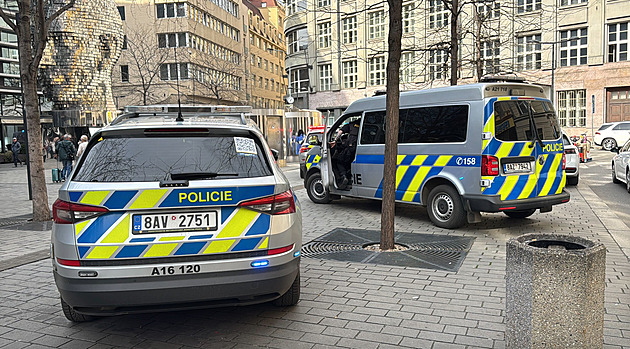Zásah IZS kvůli zápachu plynu v centru Prahy. Měření vyloučilo únik