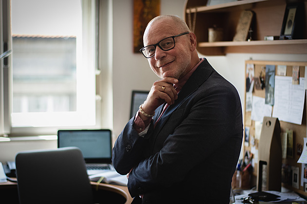 GLOSA: Dneska už se špatně sedí, zazní v poutavé zpovědi vězeňského kaplana