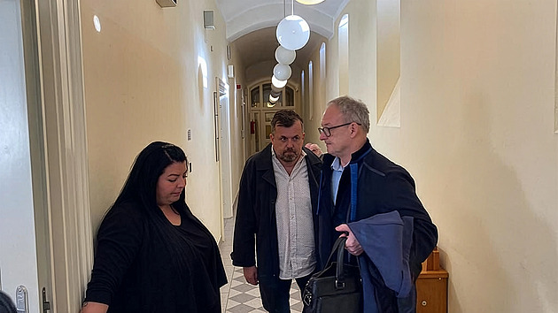 Léčil opilý, psal lživé posudky. Psychiatr má potíže se soudy, musel zavřít ordinaci