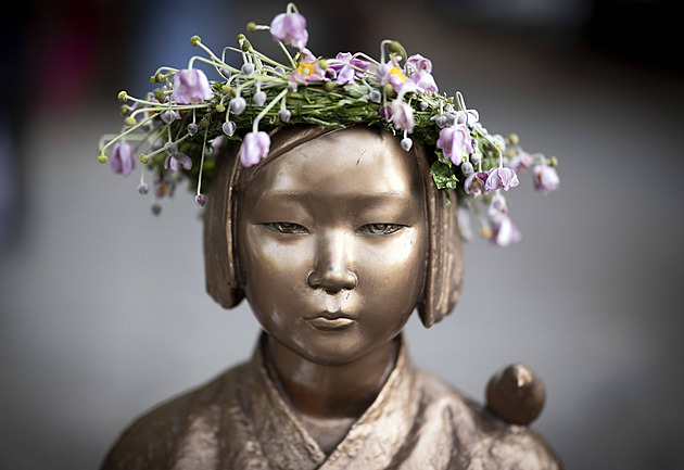 Čínu a Koreu naštvaly japonské učebnice. Dráždí je sexuální otrokyně i sporná území