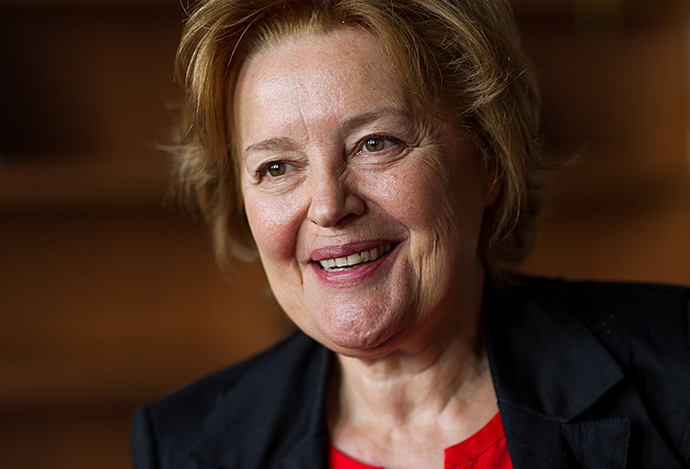 Cena pro Magdu Vášáryovou. Karlovarský festival představil svůj šedesátý ročník