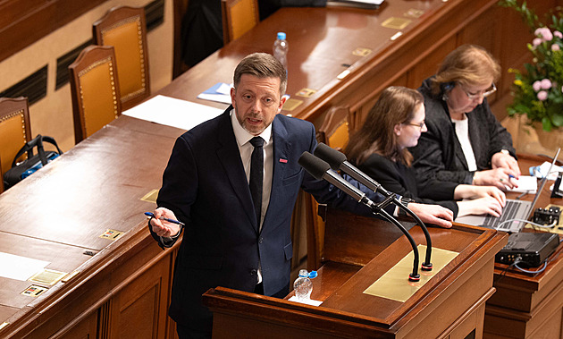 Odvolejte Turka, žádá Rakušan po výroku o parazitech. Babišova reakce nestačí, tvrdí