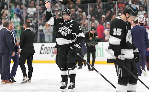 Už se učí plést dceřiny copánky. Kopitar se těší z nové role: Budu táta na plný úvazek