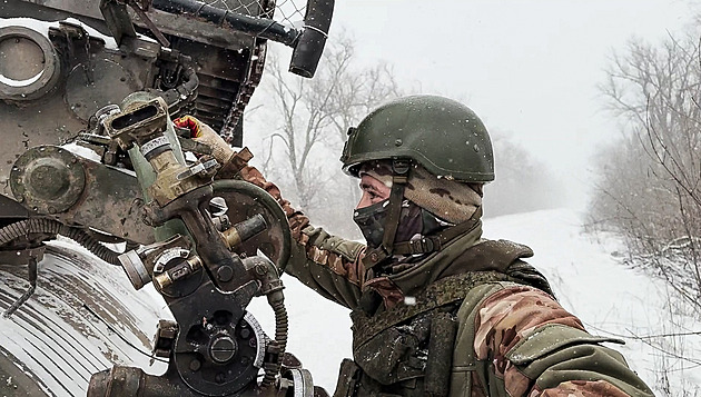 Rusové se na frontě uchylují ke kanibalismu, tvrdí Ukrajinci a ukázali důkazy