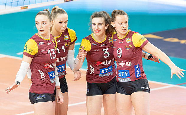 Stříbro bereme, série byla neskutečná, cení si kouč libereckých volejbalistek