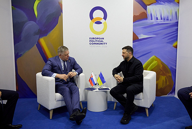Zelenskyj se sešel s Ficem, chválil podporu Slovenska při snaze vstoupit do EU