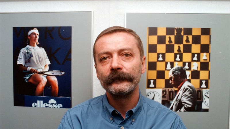 Zemřel známý sportovní fotograf. Pekárek dokumentoval olympiády, jezdil i s Havlem