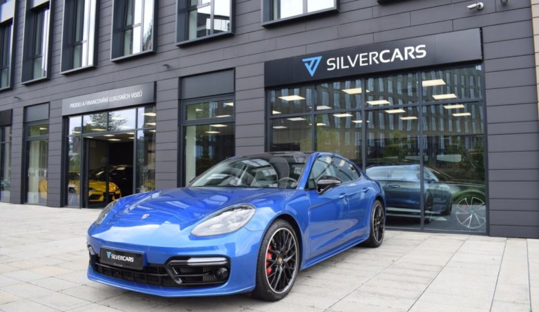 galerie: Showroom Silvercars