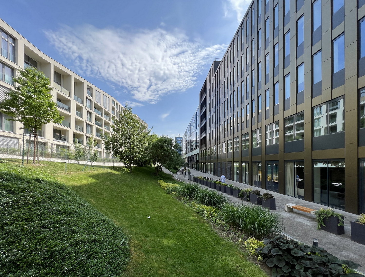 galerie: River Garden Office II./III.