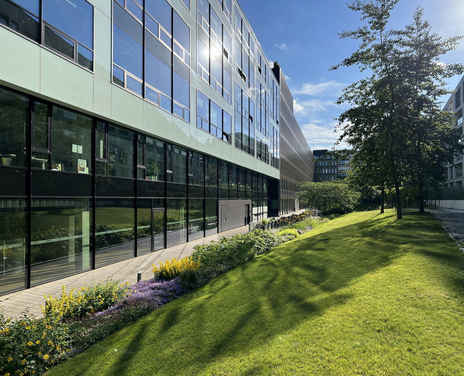 galerie: River Garden Office II./III.